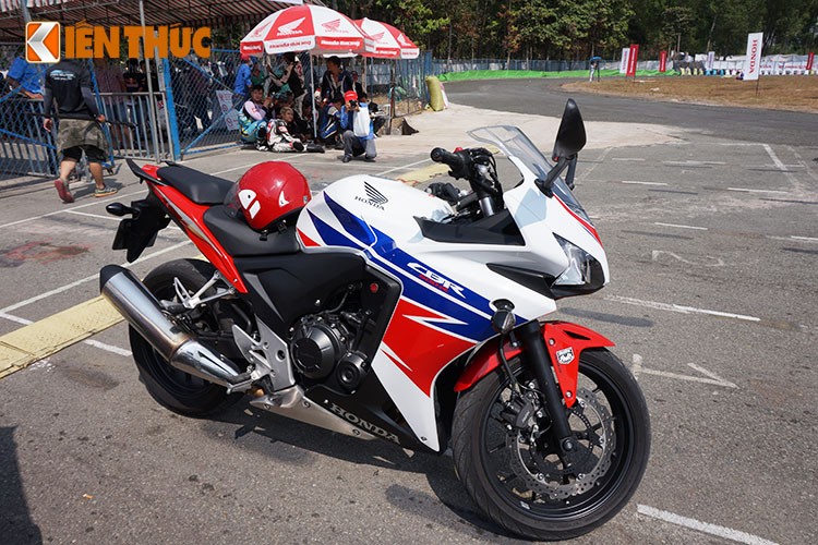Can canh moto the thao CBR500R cua Honda Viet Nam-Hinh-2